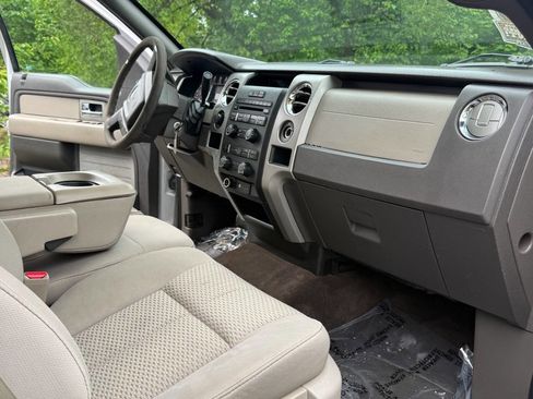 Used 2010 Ford F150 XLT AWD/4WD image 16