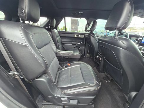 Used 2020 Ford Explorer Limited AWD/4WD image 12