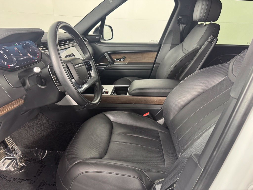 Used 2025 Land Rover Range Rover Long Wheelbase SE AWD/4WD image 20