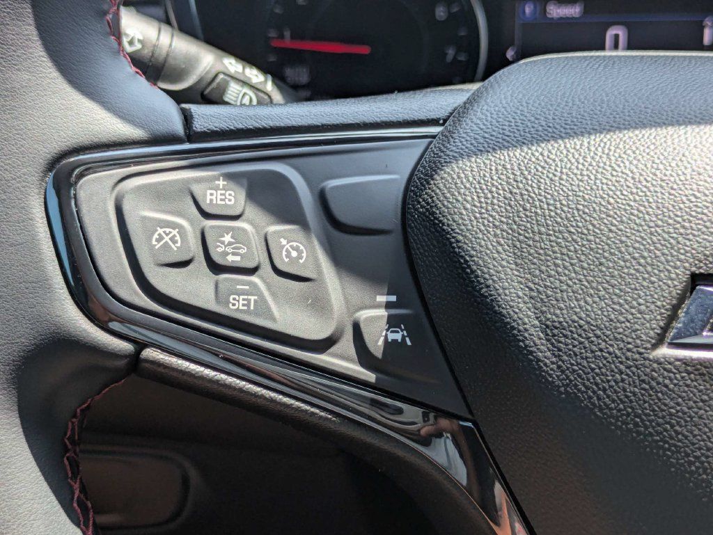 Used 2024 Chevrolet Equinox RS FWD image 26