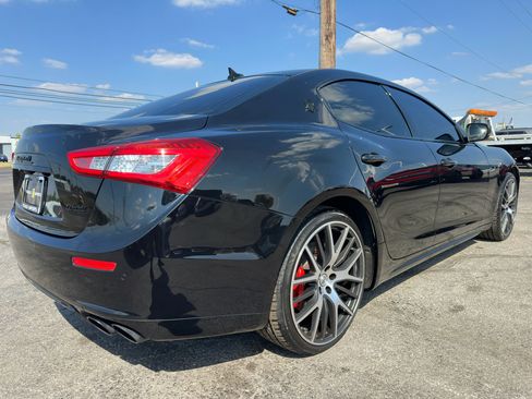 Used 2017 Maserati Ghibli S image 12