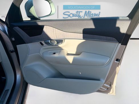 Used 2023 Volvo XC90 B6 Plus w/ Protection Package Premier image 34