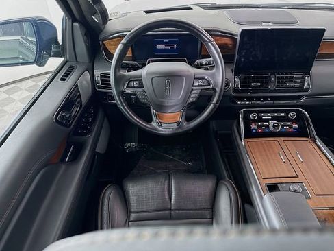 Used 2024 Lincoln Navigator L Black Label image 24