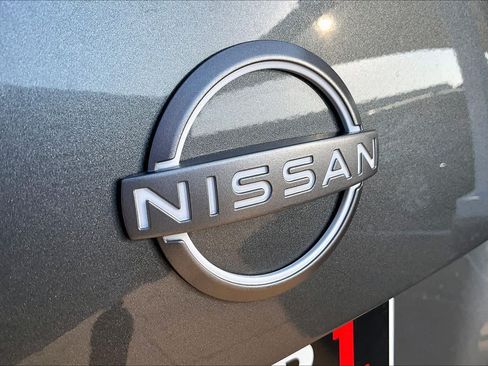 Used 2024 Nissan Versa S w/ S Plus Package FWD image 27
