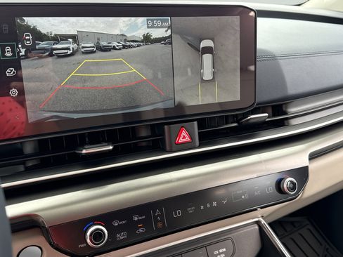 New 2026 Kia Carnival SX Prestige FWD image 6