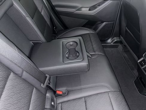 New 2026 Chevrolet Equinox LT w/ Convenience Package II AWD/4WD image 23