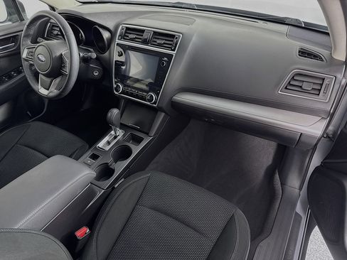 Used 2018 Subaru Outback 2.5i Premium image 27