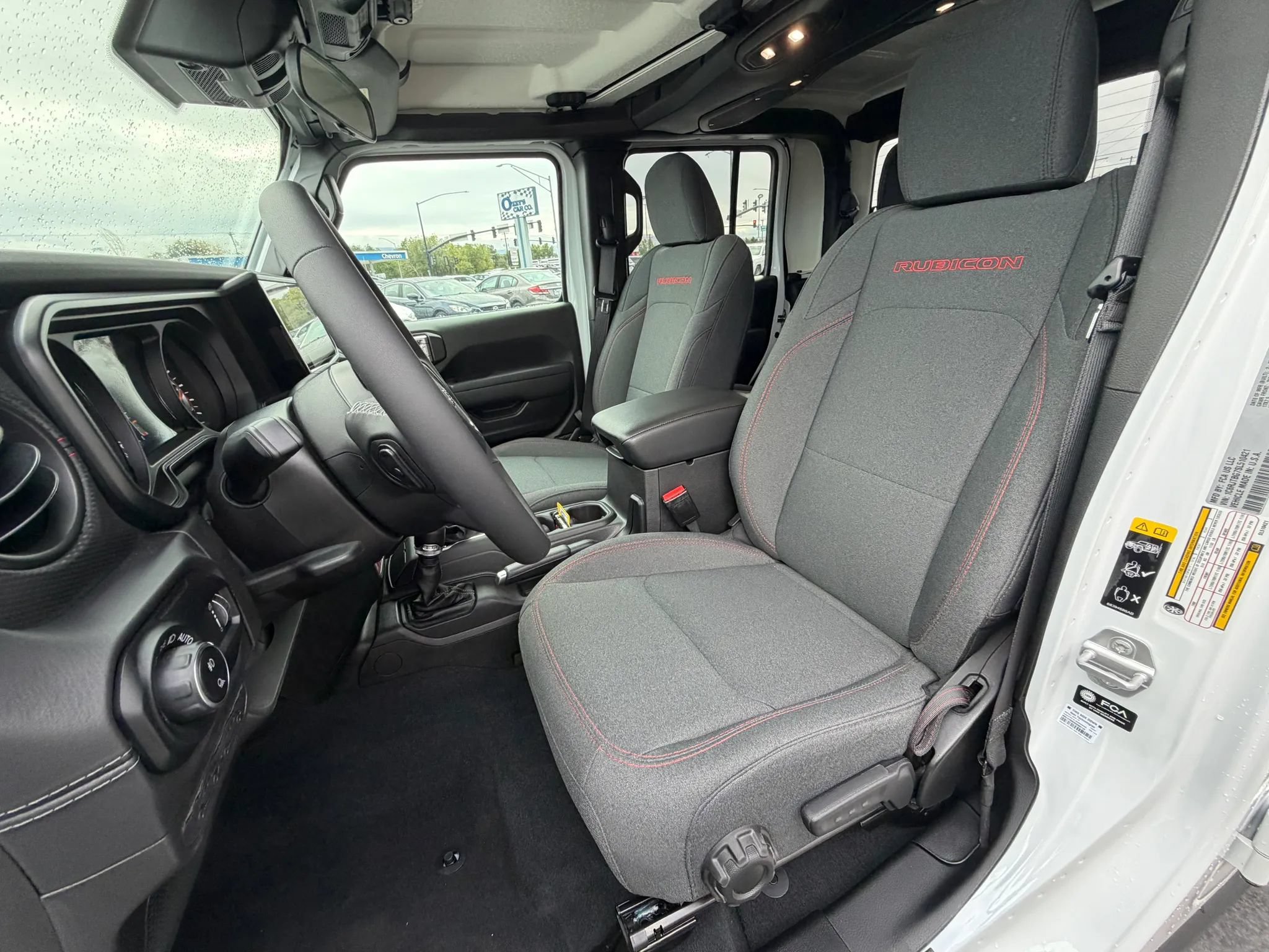 Used 2025 Jeep Gladiator Rubicon AWD/4WD image 10