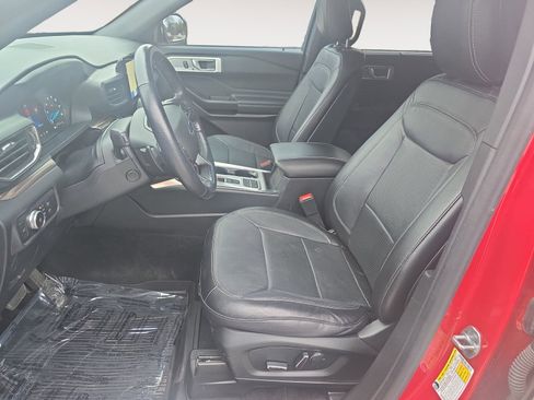 Used 2020 Ford Explorer Limited image 19