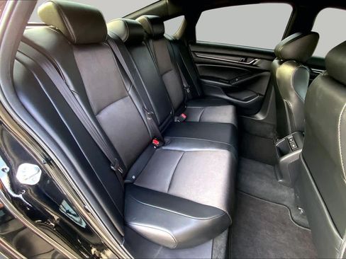 Used 2021 Honda Accord Sport image 19