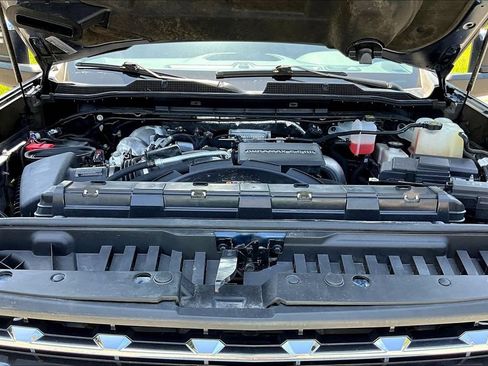 Used 2023 Chevrolet Silverado 3500 LTZ AWD/4WD image 33
