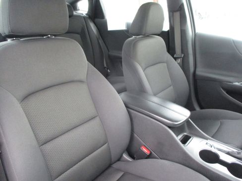 Used 2024 Chevrolet Malibu LT image 37