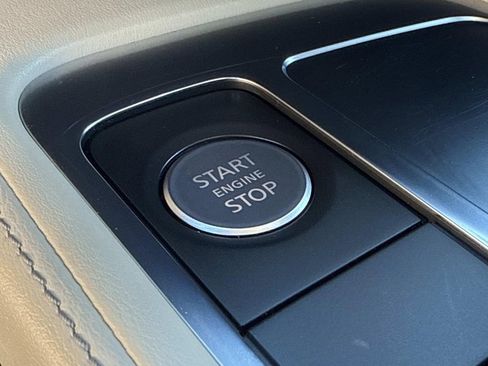 Certified 2022 INFINITI QX60 Luxe w/ Vision Package image 8