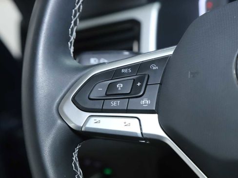 Used 2022 Volkswagen Atlas Cross Sport SE image 21