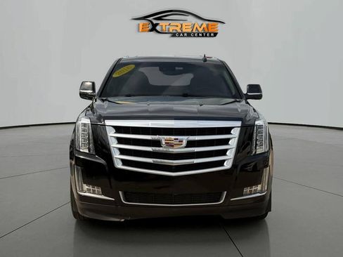 Used 2016 Cadillac Escalade Luxury AWD/4WD image 9