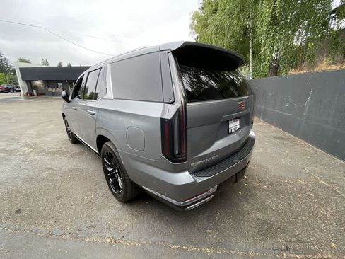 Used 2025 Cadillac Escalade Premium Luxury w/ Touring Package AWD/4WD image 4