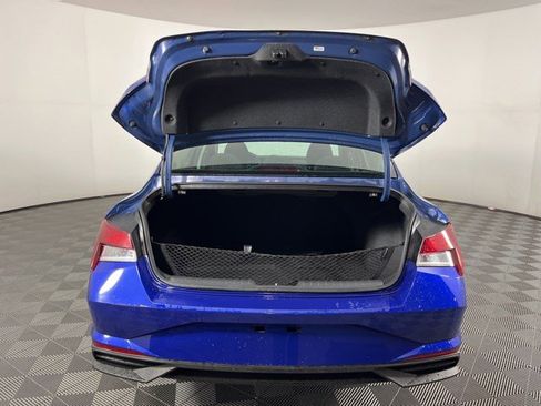 Used 2023 Hyundai Elantra SEL w/ Convenience Package FWD image 40
