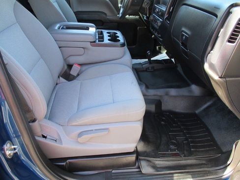 Used 2018 Chevrolet Silverado 2500 W/T w/ WT Convenience Package image 18