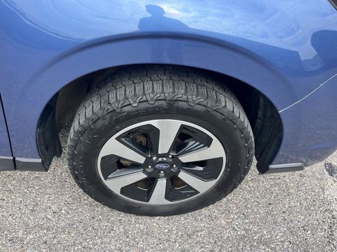 Used 2017 Subaru Forester 2.5i Premium AWD/4WD image 10