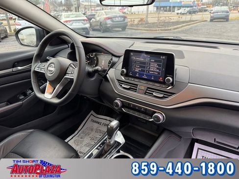 Used 2025 Nissan Altima 2.5 SR image 46