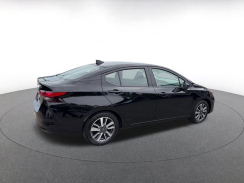 Used 2025 Nissan Versa SV FWD image 12