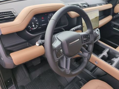 New 2026 Land Rover Defender 110 S AWD/4WD image 7