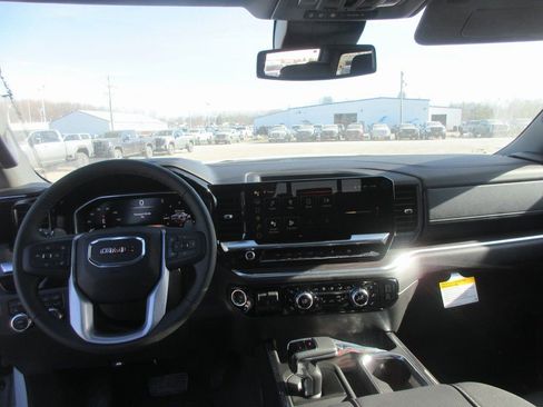New 2026 GMC Sierra 1500 SLT w/ SLT Premium Plus Package image 17