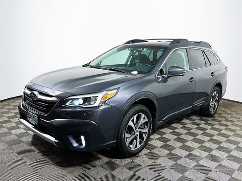 Used 2020 Subaru Outback Limited w/ Popular Package #2 image 4