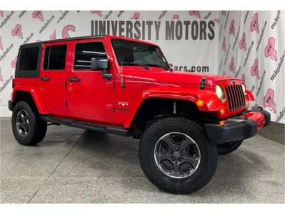 Used 2016 Jeep Wrangler Unlimited Sahara w/ Connectivity Group