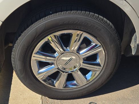 Used 2008 Lincoln MKX 2WD image 5