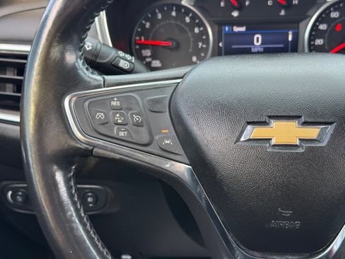 Used 2020 Chevrolet Equinox LT w/ Driver Convenience Package image 24