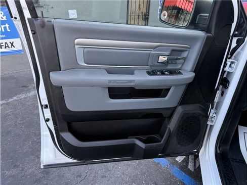 Used 2016 RAM 1500 Classic SLT image 14