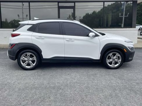 Certified 2022 Hyundai Kona SEL w/ Convenience Package FWD image 7