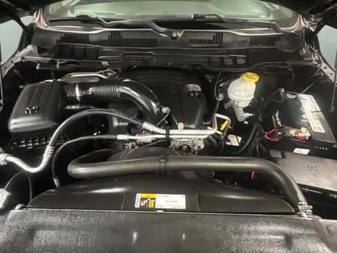 Used 2018 RAM 1500 Express w/ Express Value Package RWD image 22