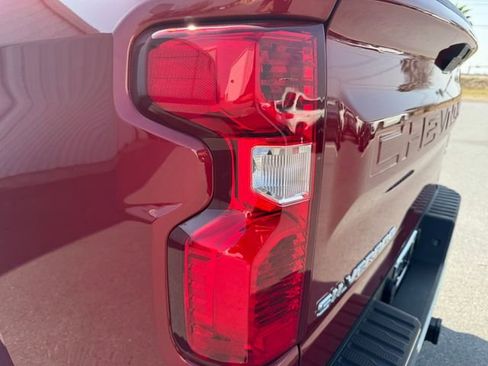 Used 2019 Chevrolet Silverado 1500 LT w/ Texas Edition image 33