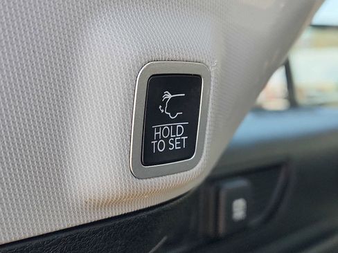 Used 2022 Jeep Grand Cherokee Limited 4xe image 28