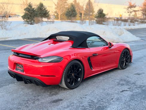 Used 2022 Porsche 718 Boxster Spyder image 12