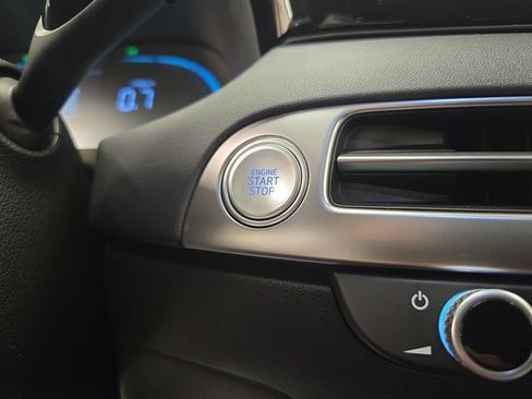 Used 2025 Hyundai Palisade SEL FWD image 28