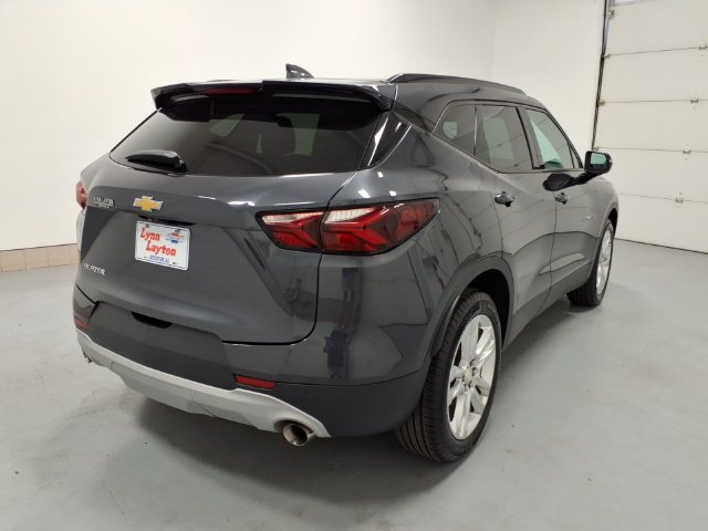 Used 2021 Chevrolet Blazer LT w/ Sound & Technology Package FWD image 3