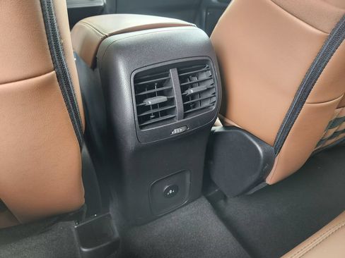Used 2025 Ford Bronco Sport Outer Banks w/ Outer Banks Tech Package+ AWD/4WD image 18