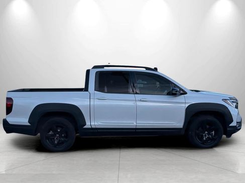Certified 2023 Honda Ridgeline Black Edition image 8