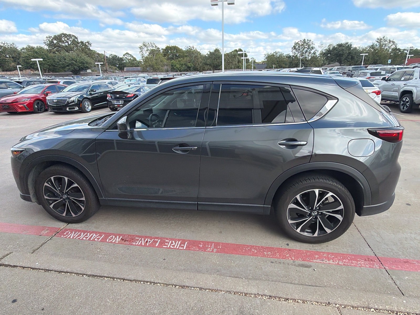 Used 2022 MAZDA CX-5 AWD 2.5 S w/ Premium Package image 4