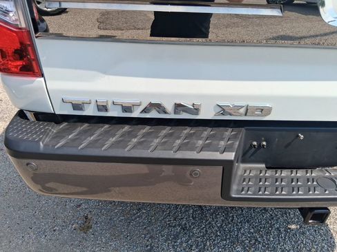 Used 2016 Nissan Titan Platinum Reserve AWD/4WD image 16