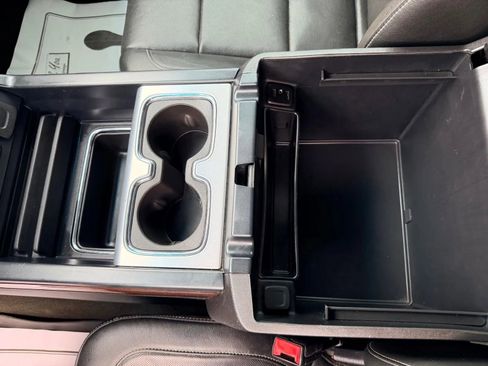 Used 2018 GMC Sierra 1500 SLT w/ Texas SLT Premium Package RWD image 40