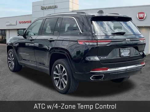 Used 2022 Jeep Grand Cherokee Overland w/ Luxury Tech Group IV AWD/4WD image 5