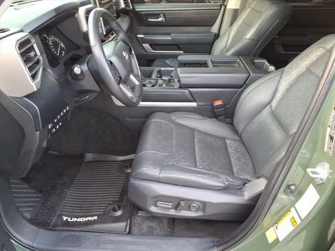 Used 2022 Toyota Tundra SR5 w/ SR5 Premium Package AWD/4WD image 12