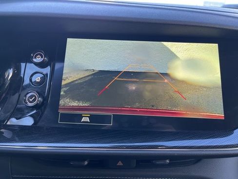 Used 2022 Buick Envision Preferred image 17