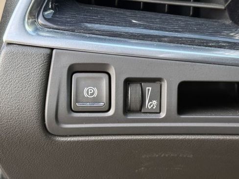 Used 2024 Cadillac XT5 Premium Luxury image 25