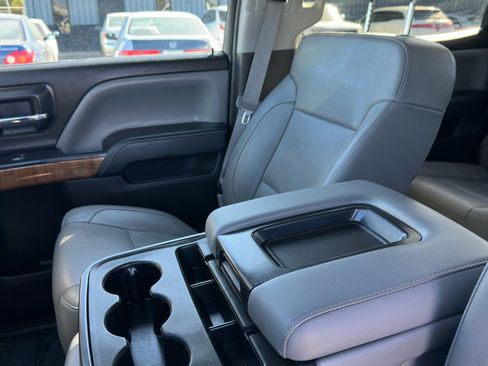 Used 2014 GMC Sierra 1500 SLT w/ SLT Crew Cab Value Package image 25