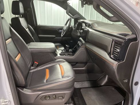 Certified 2024 GMC Sierra 1500 AT4 w/ AT4 Premium Package AWD/4WD image 19
